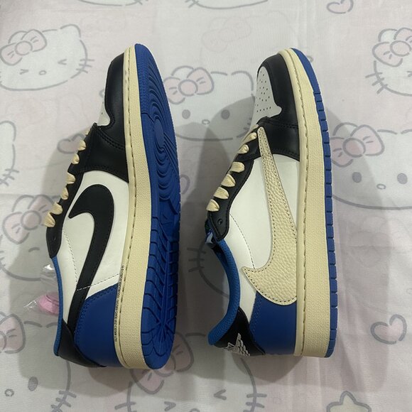 Nike Multicolor Low-Top Sneakers - Picture 5 of 6